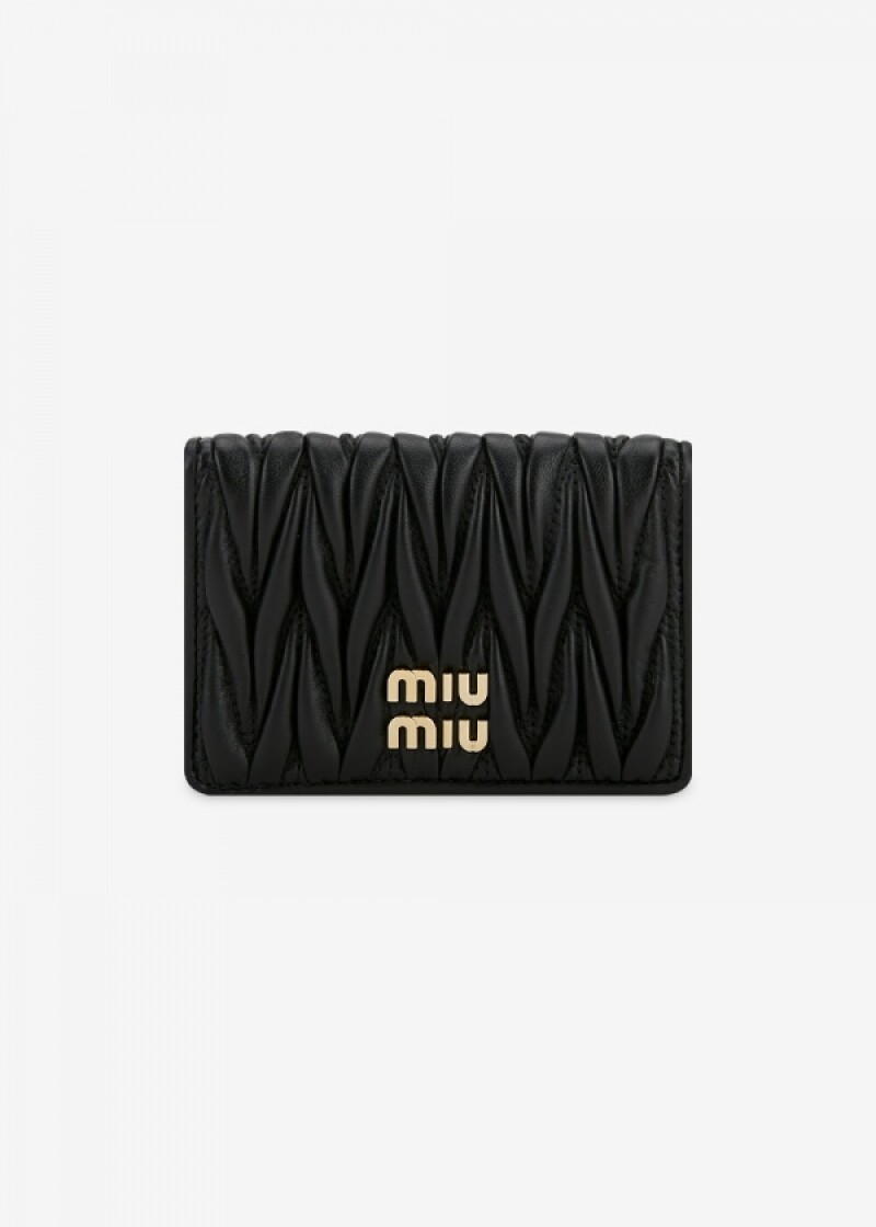 미우미우 여성 마테라쎄 블랙 카드지갑 5MC103 2FPP F0002