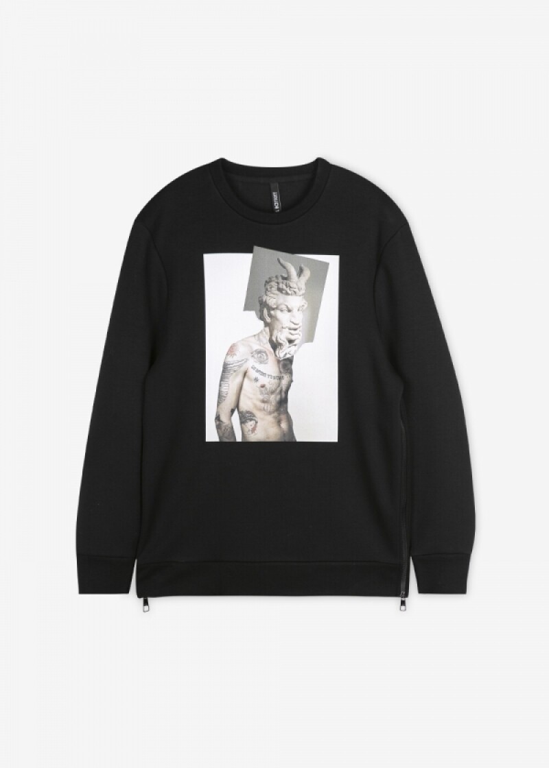 닐바렛 남성 타투 석고상 블랙 맨투맨 PBJS330T G505S 01