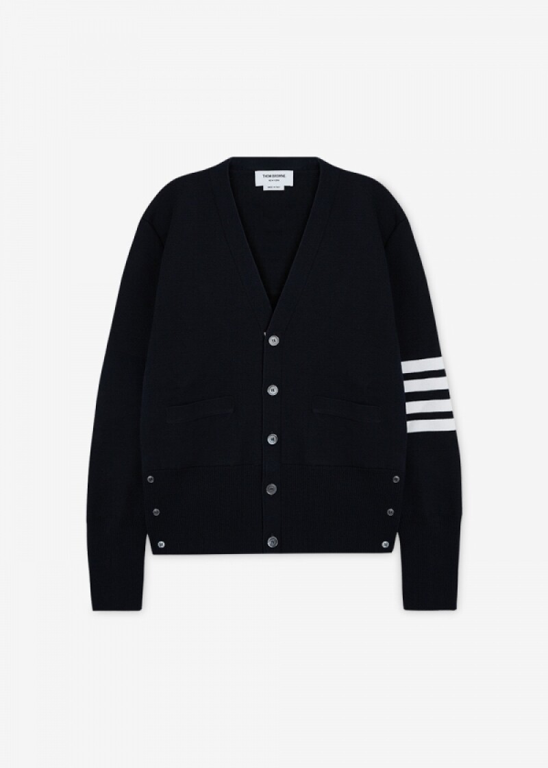 톰브라운 남성 사선 완장 네이비 가디건 MKC160A 00014 415