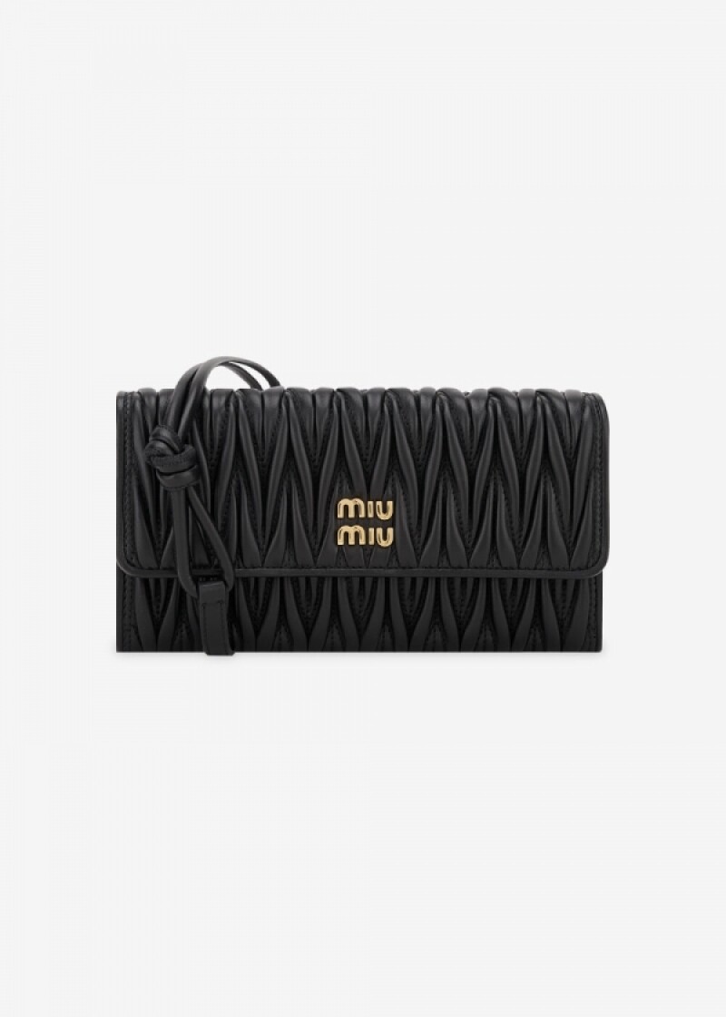 미우미우 여성 마테라쎄 나파 블랙 장지갑 5MT025 AFPP F0002