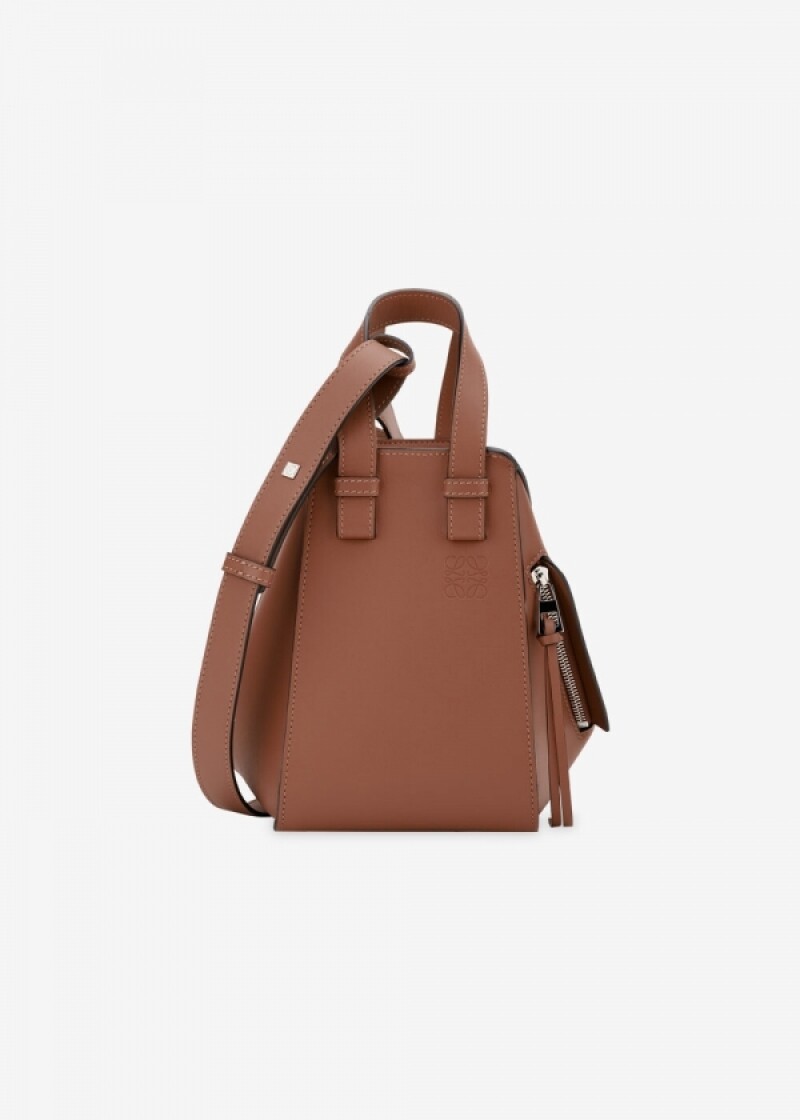 로에베 여성 컴팩트 해먹 탄 토트백 A538H13X10 2530